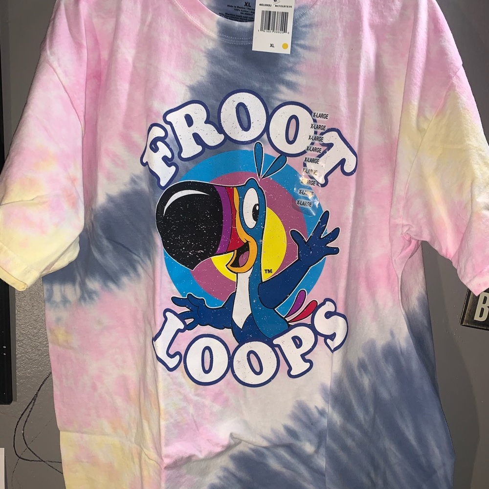 Brand new men’s size xlarge tie dye Froot Loops T-shirt